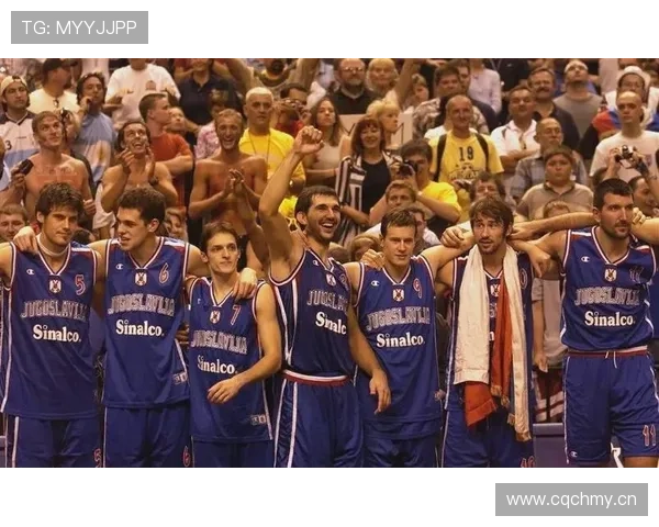 世界杯决赛经典回顾：历史性时刻与传奇球员的巅峰对决分析与回顾