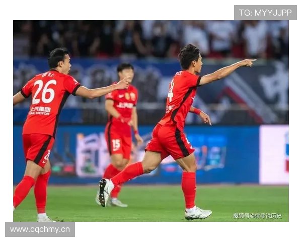 上海海港王朝建立仍需进一步检验,赛季稳定性与关键战能力面临考验 上海海港王朝建立仍需进一步检验,赛季稳定性与关键战能力面临考验